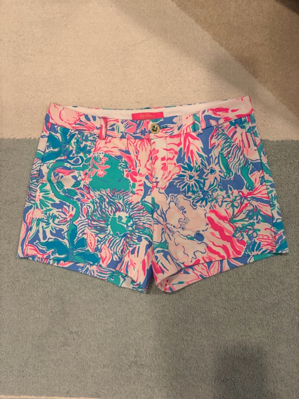 Lilly Pulitzer Callahan shorts viva la Lilly size 6 Women's Pink & Blue floral